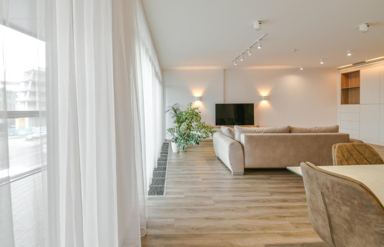 Appartamento K129 Living In Center