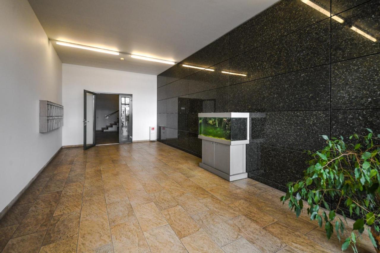 K129 Living In Center Leilighet
